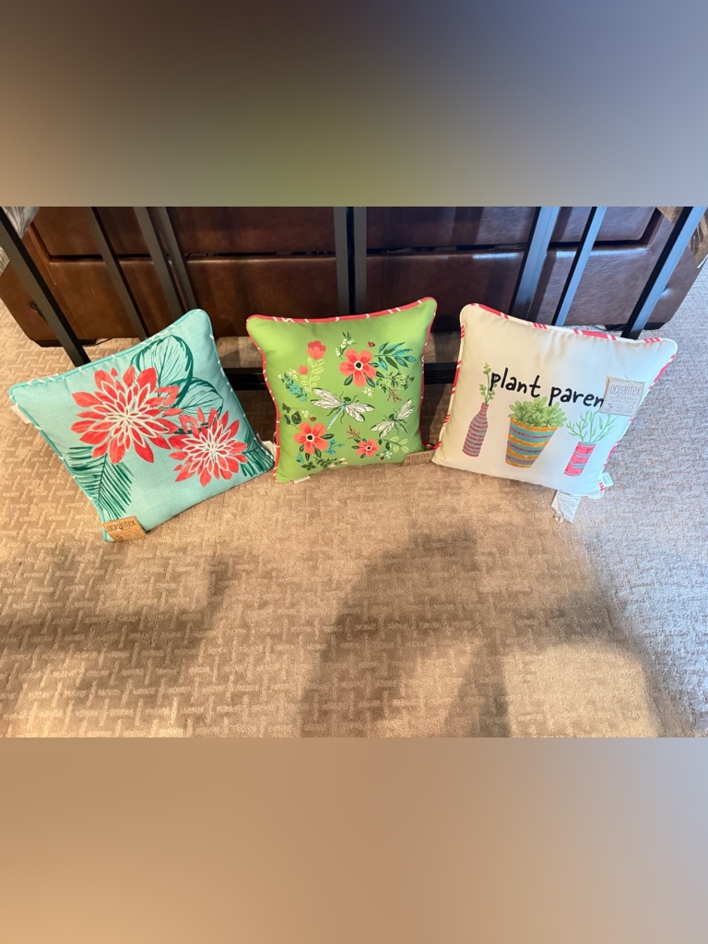 NEW Gorgeous Three Green & Red Floral Dragonfly Accent Pillow-OceanTex-18x18